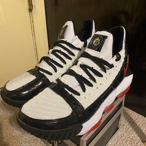 Lebron XVI (16) REMIX WHITE BLACK TEAM RED GOLD